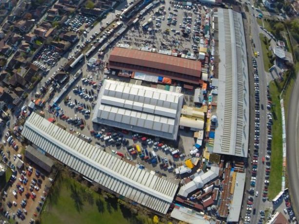 20. decembra -Javno nadmetanje za slobodne prodajne prostore na Robnoj pijaci “Mali Bajmok“